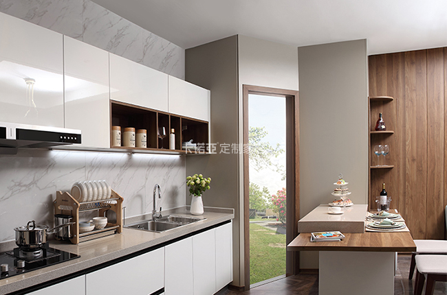 uv櫥柜門板怎么樣？uv櫥柜門板優(yōu)缺點(diǎn)介紹