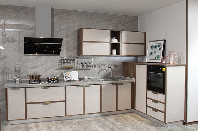 定制櫥柜怎樣收費？定制櫥柜的價格與什么有關(guān)？